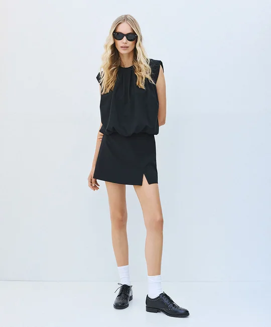 Robe courte style jupe-short — Noir